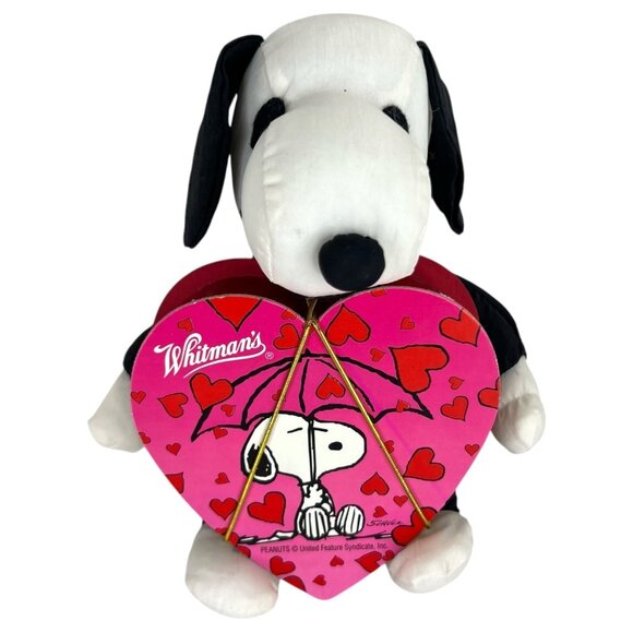 Whitmans Snoopy Plush In Tuxedo With Heart Shaped Empty Candy Box Valentines Day - Picture 1 of 11